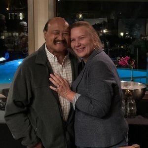 Meet your Posher, Cara